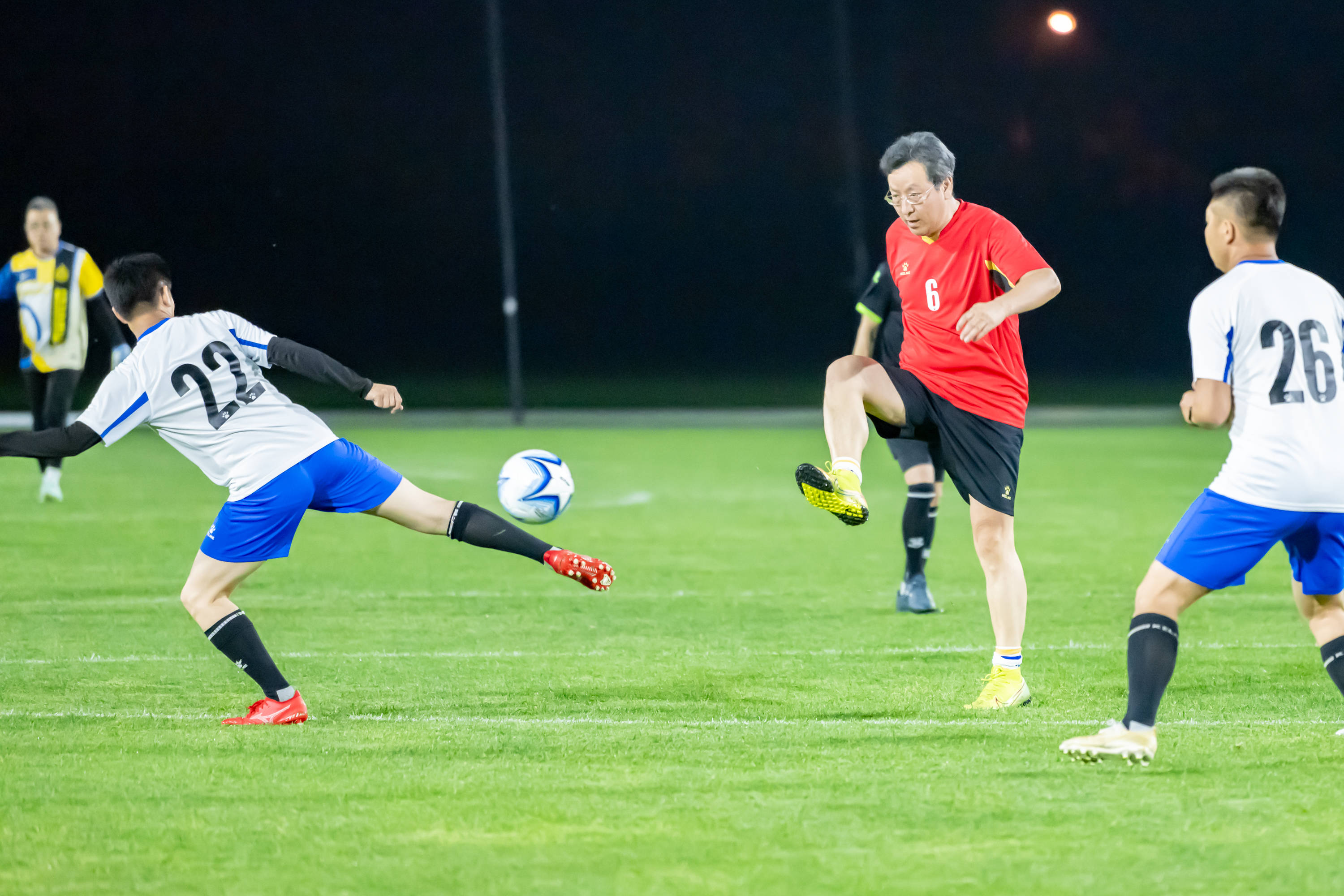 动始终是媒 动始终是媒