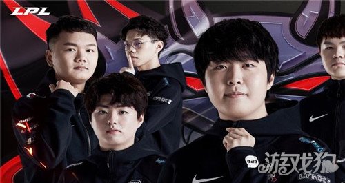 首轮小胜对 首轮小胜对